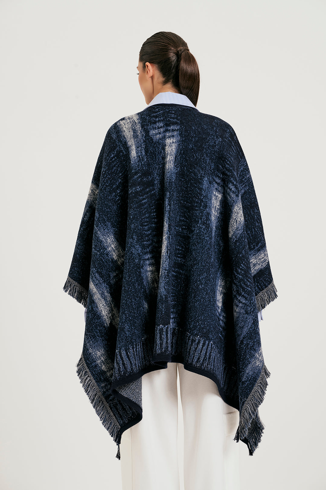 Cozy Geometric Pancho