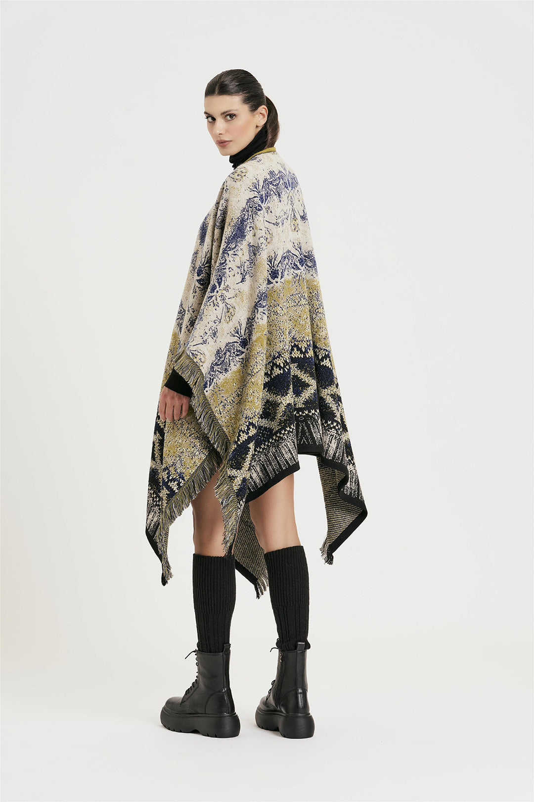 Cozy Geometric Pancho