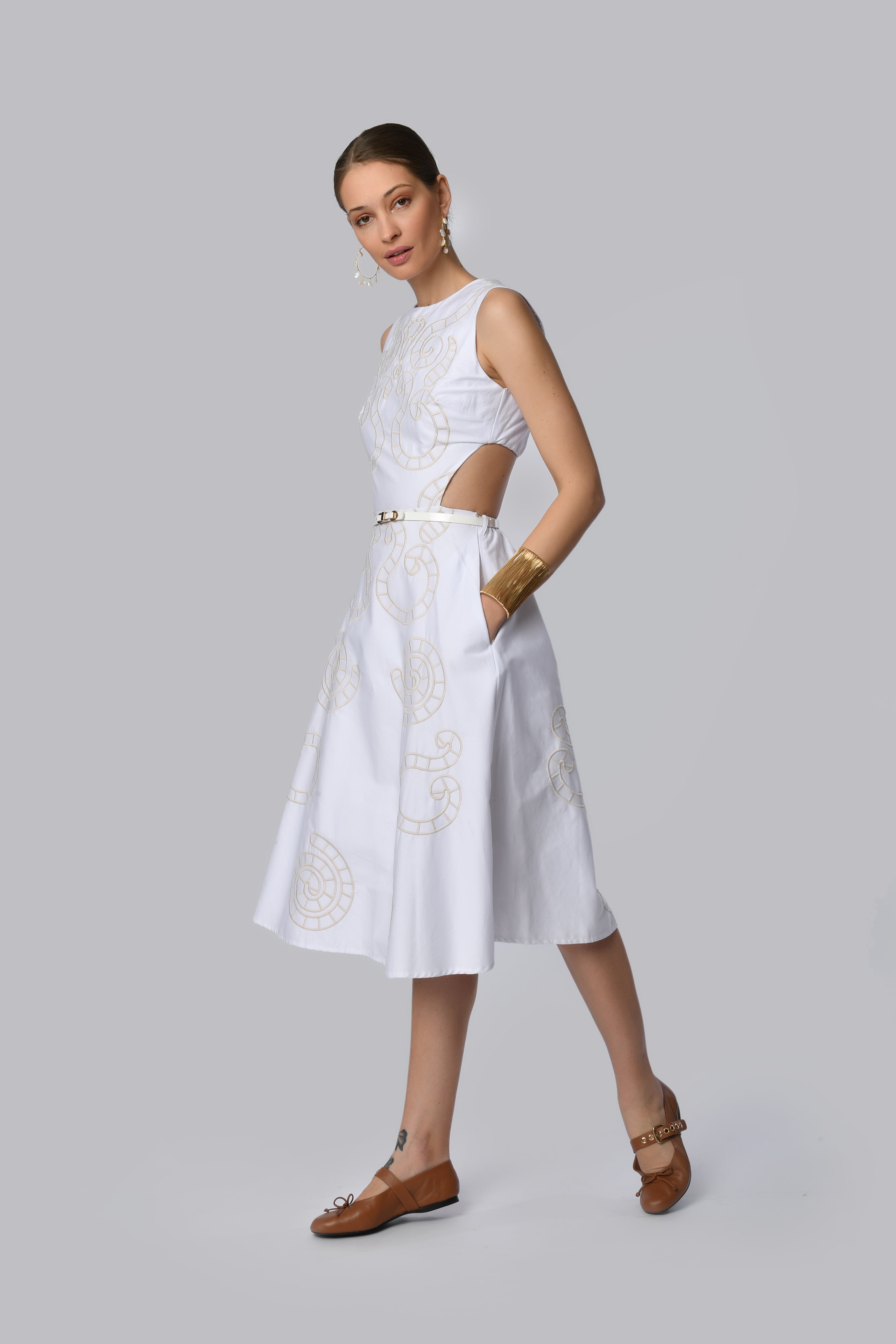 Elegant White Lace Midi Dress