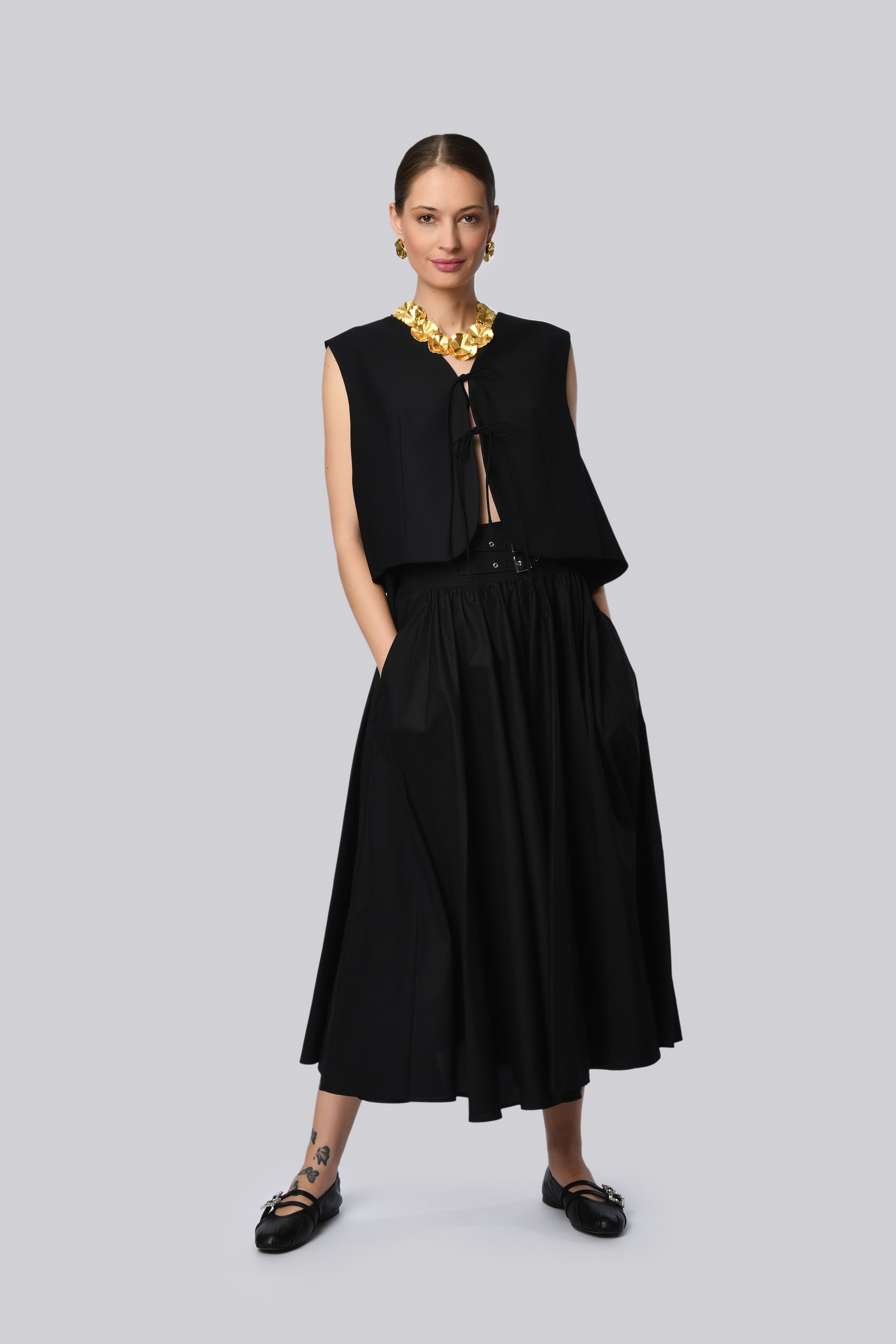 Sleek High-Waisted Midi Skirt