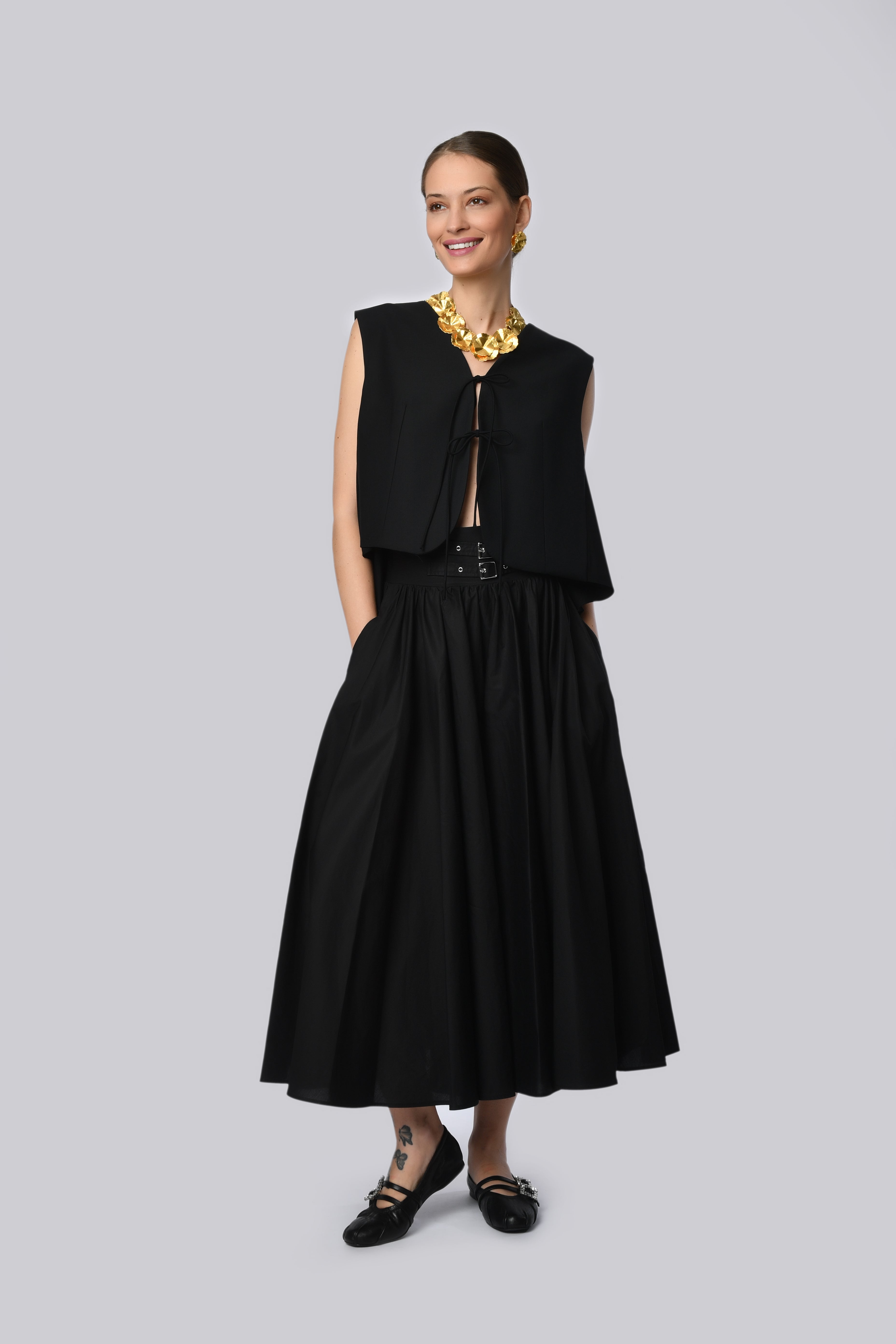 Sleek High-Waisted Midi Skirt