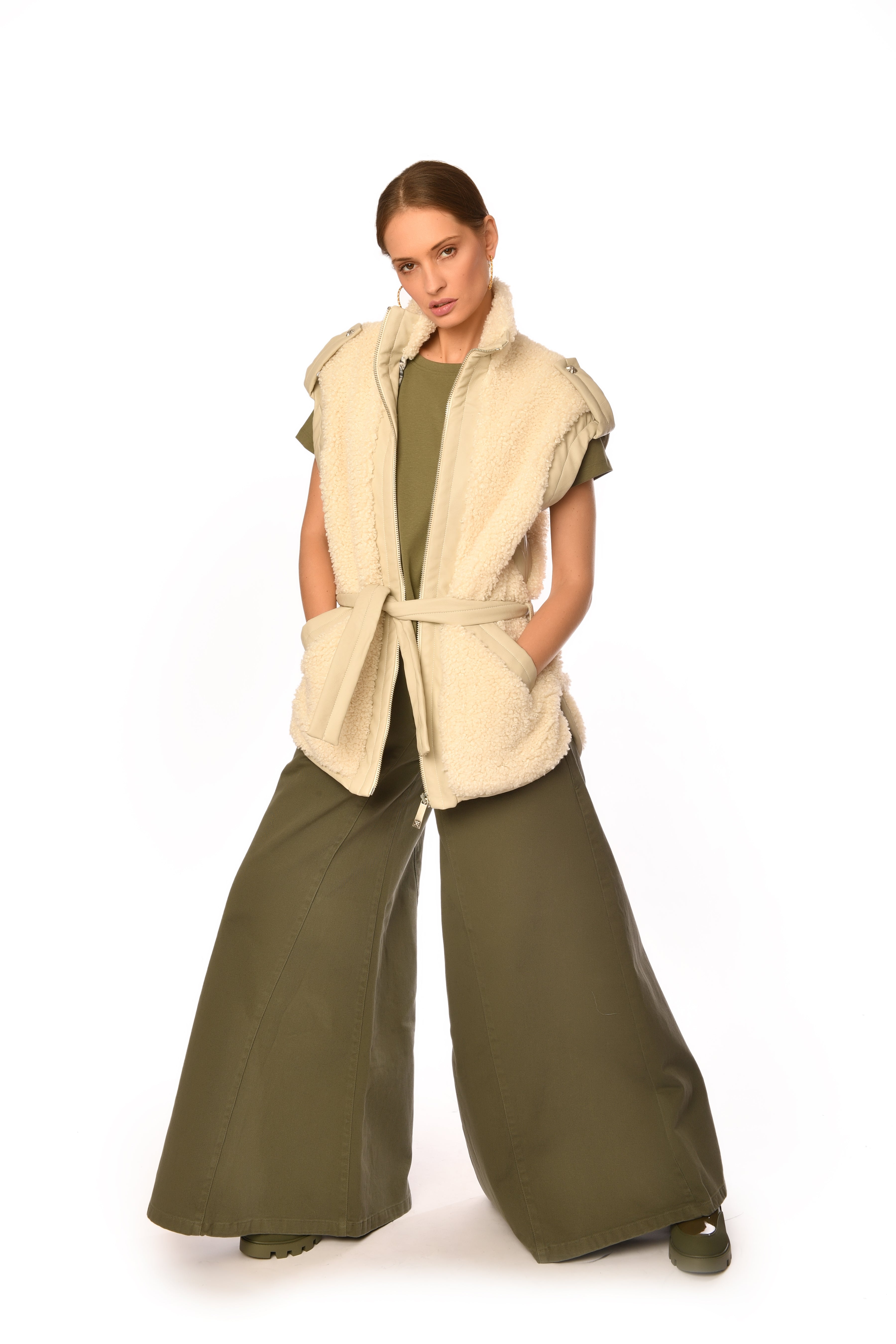 Sleeveless High-Collar Coat
