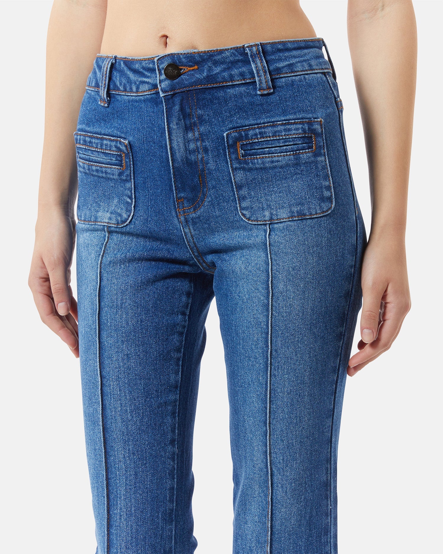 Classic High-Waisted Jeans
