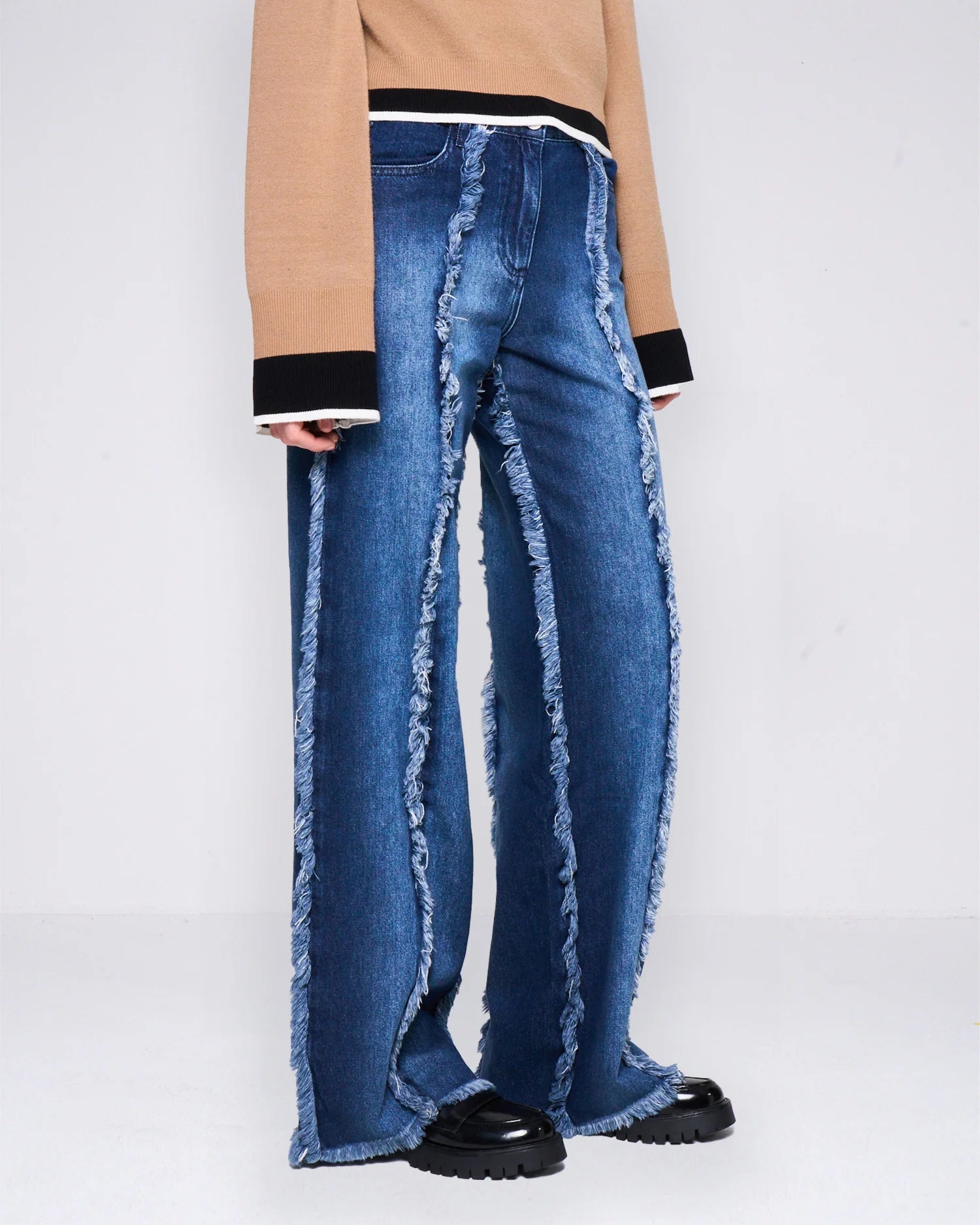 Frayed Edges Denim Jeans