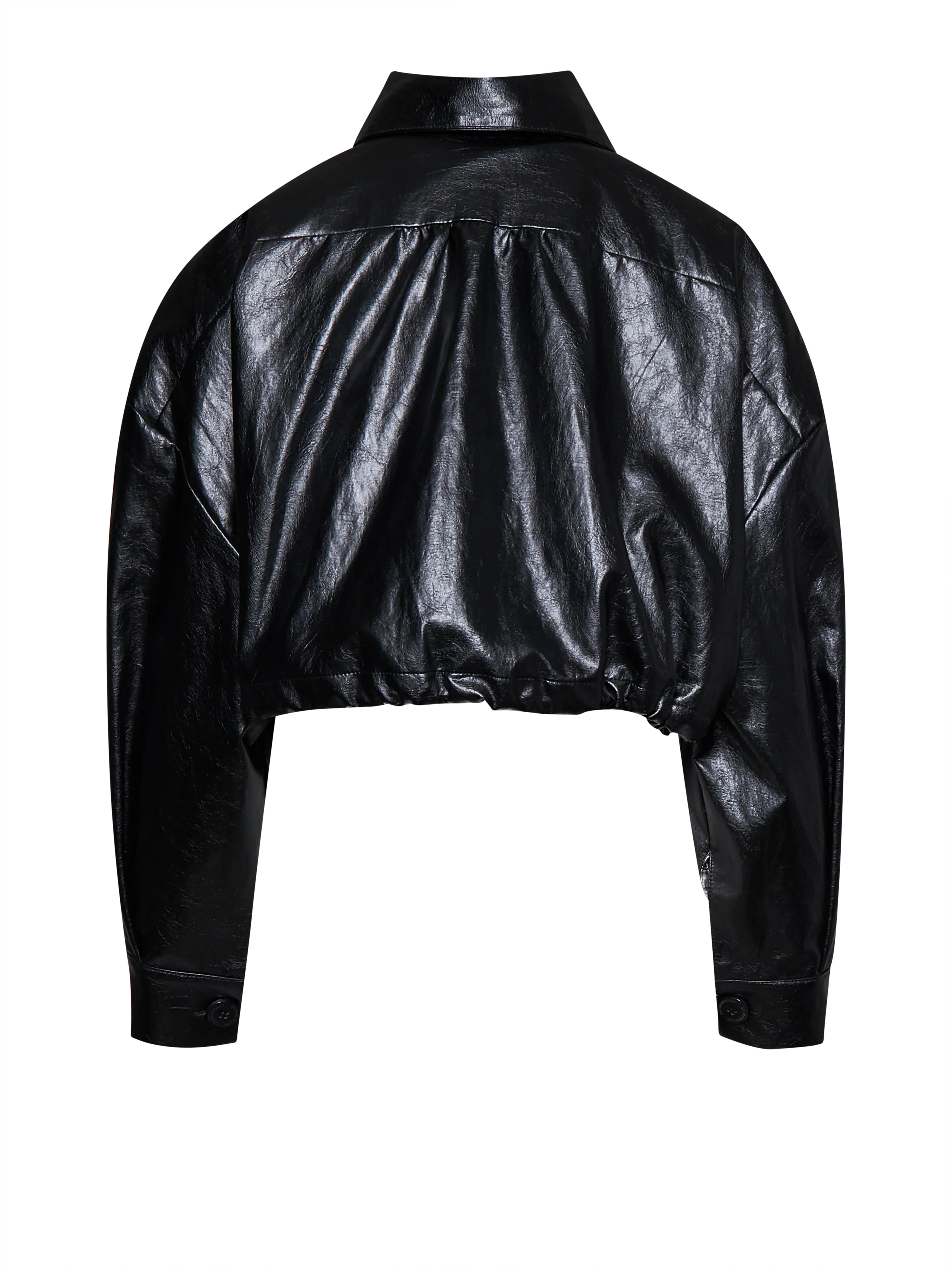 Short jacket with button closure and patch pockets