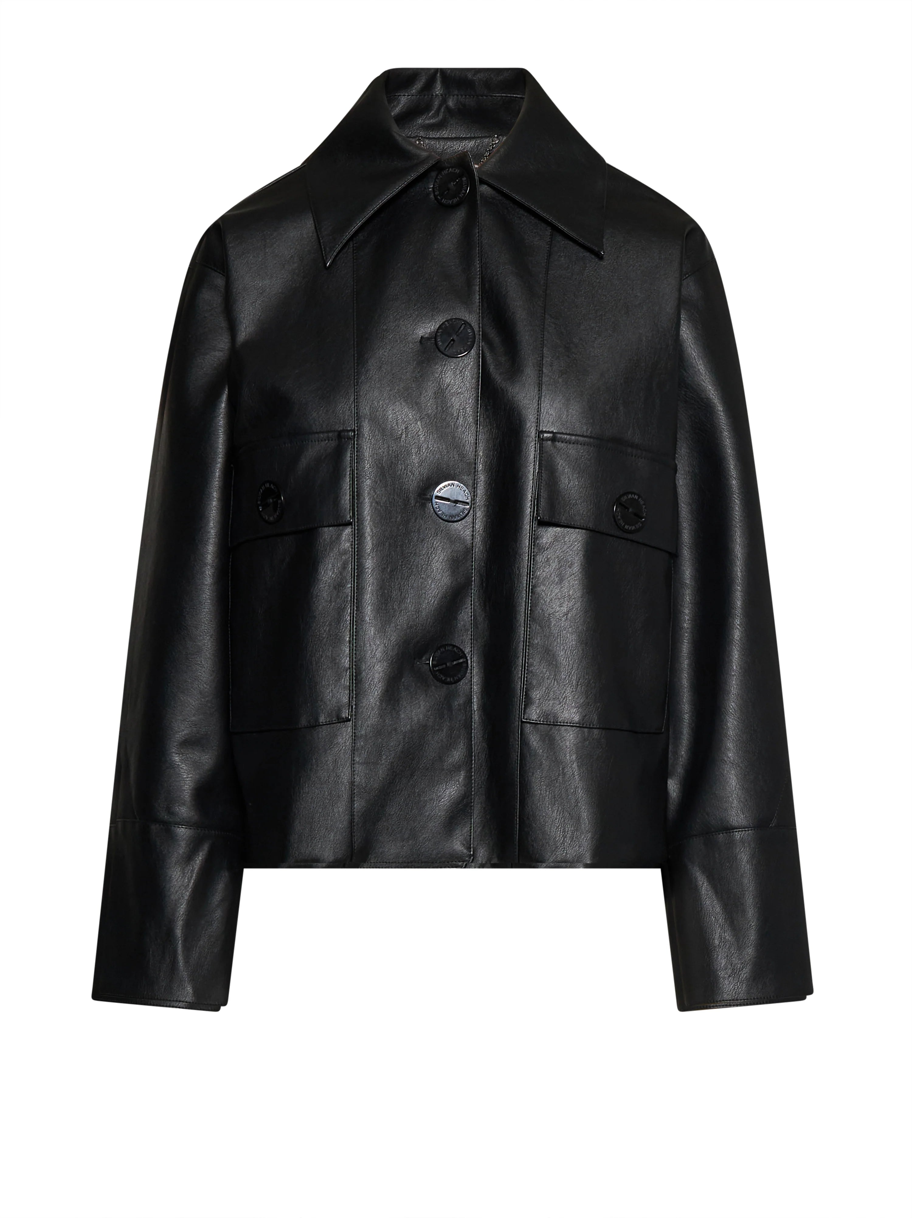 Short jacket with an essential design